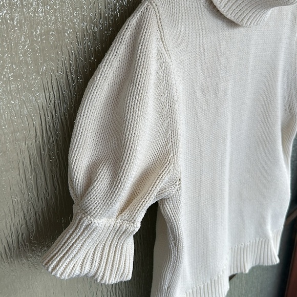 Adam Lippes Collective
Cream Puff Sleeve Sweater size large - Picture 8 of 10